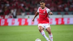 Alan Patrick é um dos destaques do Internacional. (Foto: Maxi Franzoi/AGIF)