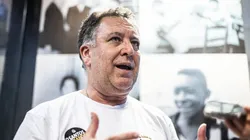 Santos tem dívida, mas segue buscando reforços no mercado