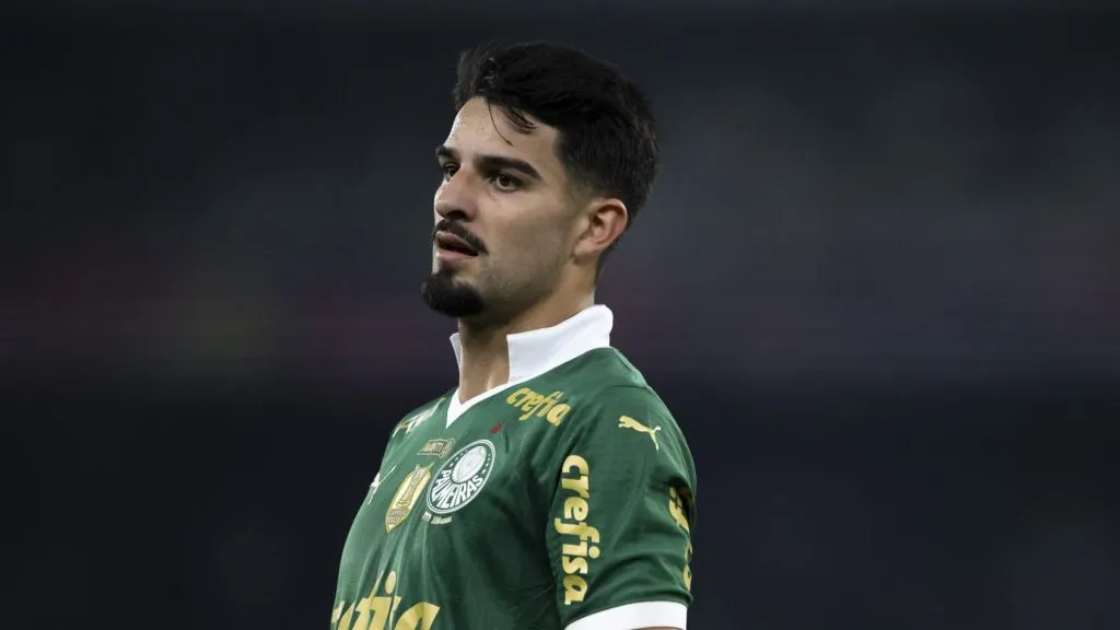 Flaco López em partida do Palmeias