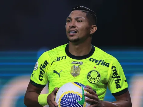 Vasco cobre oferta do Atlético por Rony