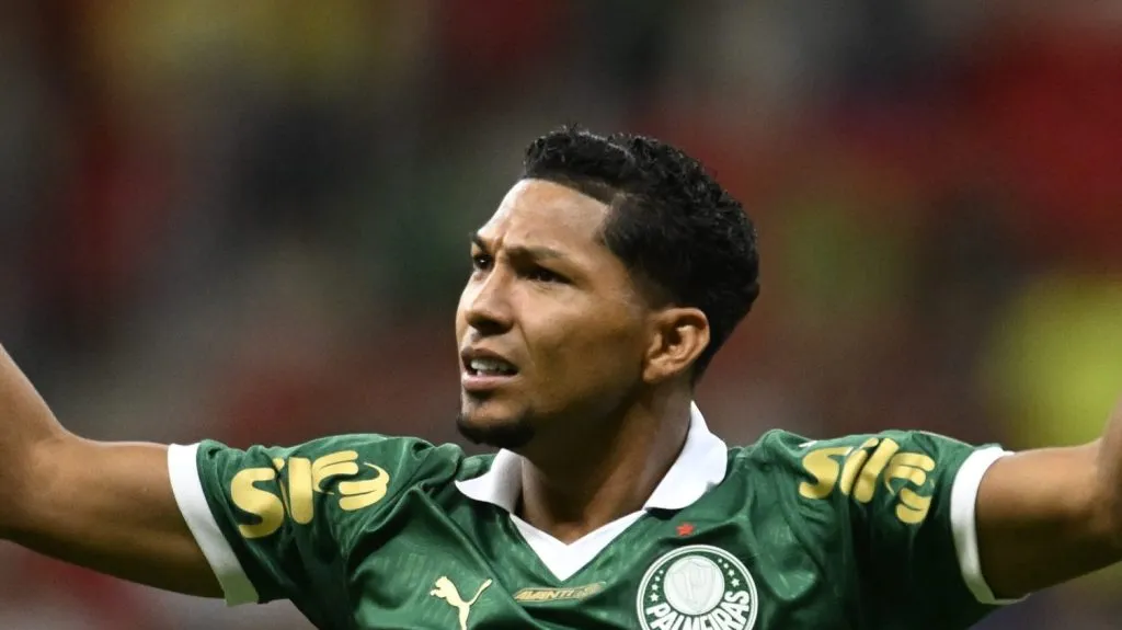 Foto: Mateus Bonomi/AGIF – Rony se despede do Palmeiras nas próximas horas.