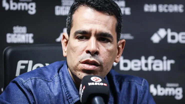 Marcelo Sant'Ana falou sobre a pressão em Carille - Foto: Dikran Sahagian/Vasco