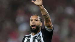 Volante não caiu nas graças de Cuca - Foto: Thiago Ribeiro/AGIF.