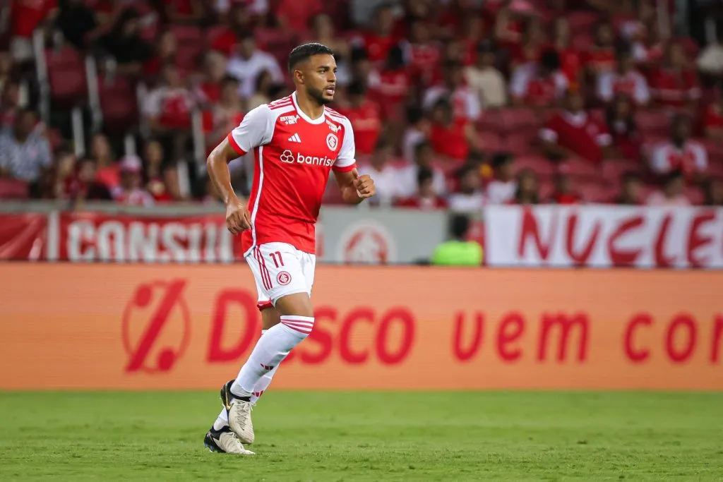 Wanderson deve permanecer no Beira-Rio – Foto: Maxi Franzoi/AGIF