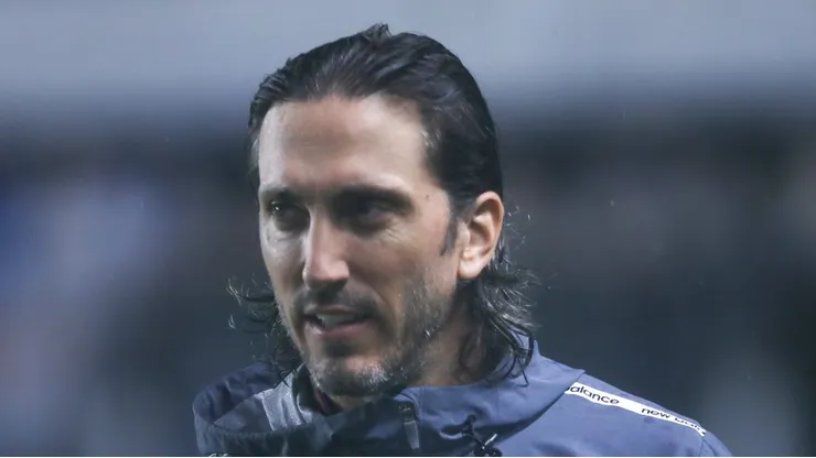 Zubeldía durante jogo do SPFC contra o Santos.