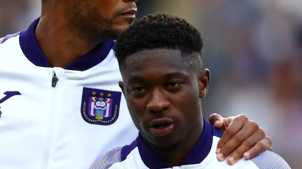 Foto: (Dean Mouhtaropoulos/Getty Images – Francis Amuzu, com passagem pela base da Seleção da Bélgica, pode estrear no sábado (15).