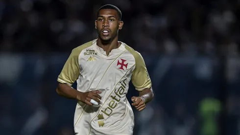 Rayan jogador do Vasco - Foto: Thiago Ribeiro/AGIF