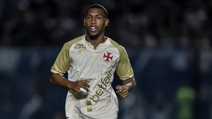 Rayan jogador do Vasco - Foto: Thiago Ribeiro/AGIF