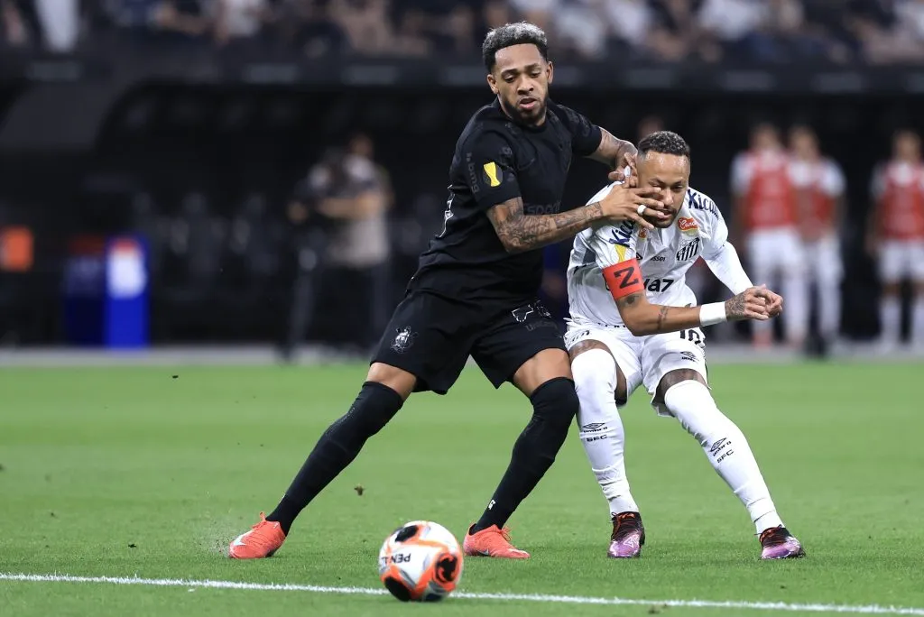 Martínez foi um dos melhores em campo pelo Coringão. Foto: Marcello Zambrana/AGIF