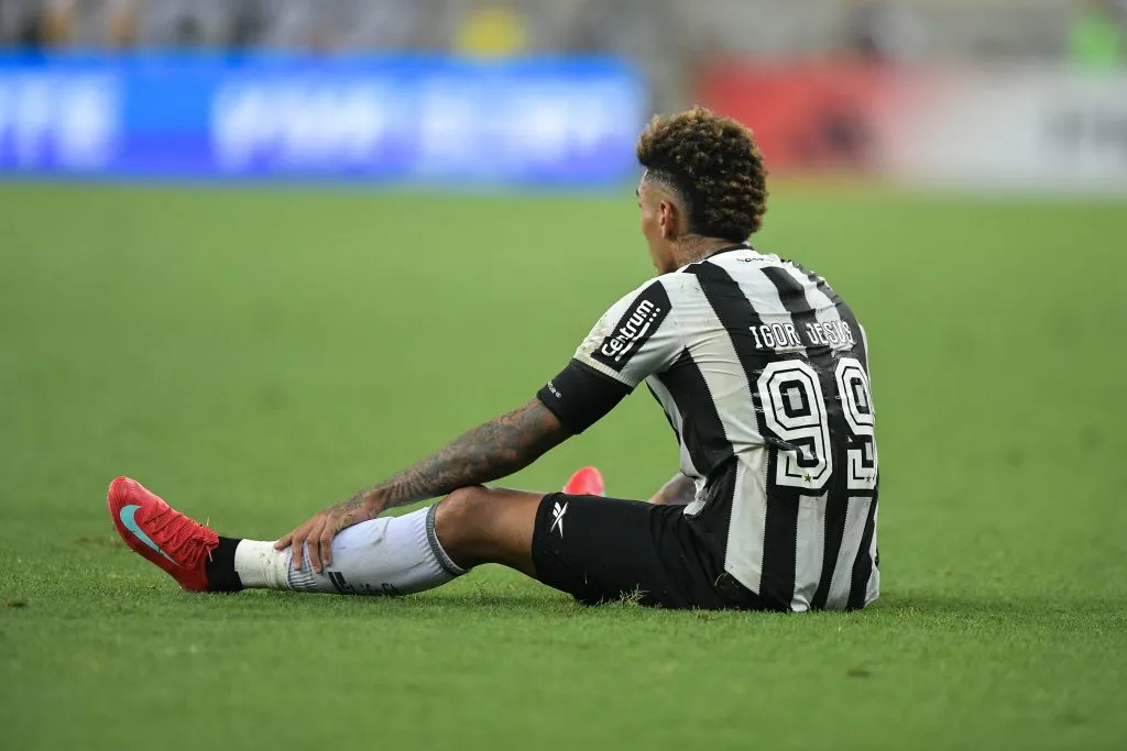 Igor Jesus teve apenas uma grande chance, já no 2º tempo. Foto: Thiago Ribeiro/AGIF