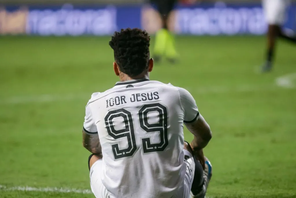 Igor Jesus jogador do Botafogo – Foto: Fernando Moreno/AGIF