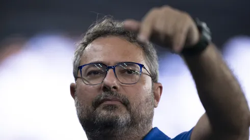 Alexandre Mattos diretor de futebol do Cruzeiro antes da partida contra o Botafogo no estadio Engenhao pelo campeonato Brasileiro A 2024. Foto: Jorge Rodrigues/AGIF