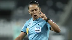 Corinthians x Santos foi apitado por Edina Alves.