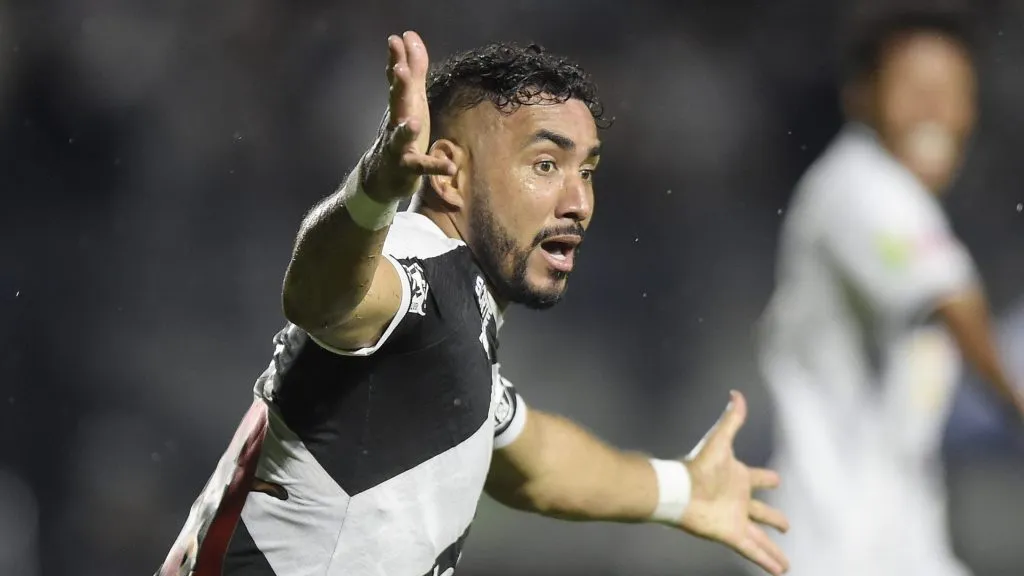 Payet jogador do Vasco durante partida