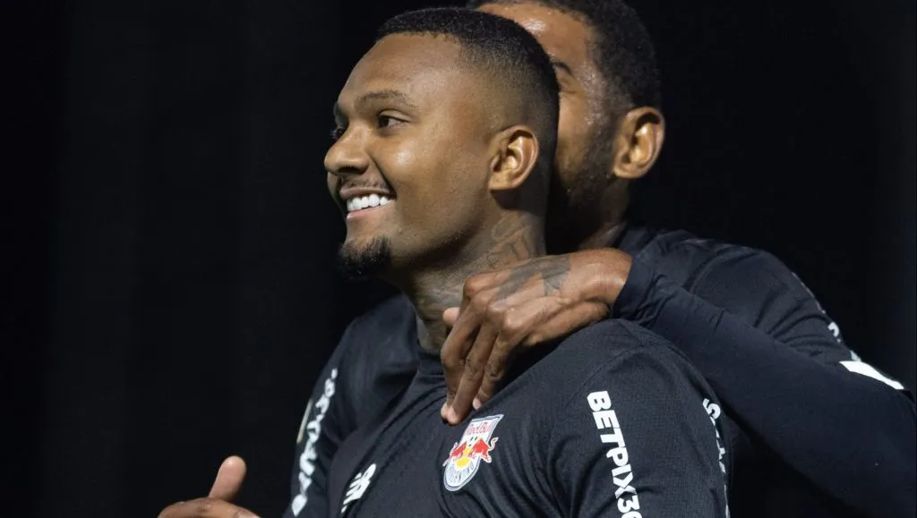 Luan Cândido vai jogar no Grêmio - Foto: Diogo Reis/AGIF.