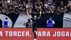 Yuri Alberto jogador do Corinthians comemora seu gol durante partida contra o Santos no estádio Arena Corinthians pelo campeonato Paulista 2025. Foto: Marcello Zambrana/AGIF