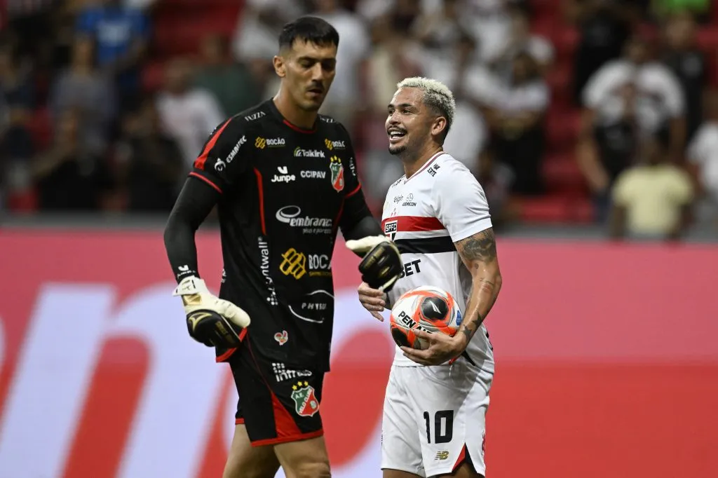 Luciano foi o destaque do São Paulo na partida. Foto: Mateus Bonomi/AGIF