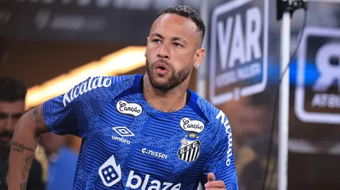 Neymar recebeu resposta da Penalty após polêmica sobre a bola do Paulistão