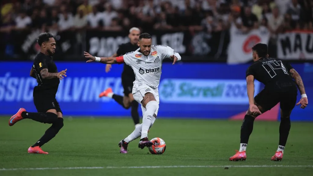 Corinthians venceu o Santos de Neymar - Foto: Ettore Chiereguini/AGIF.