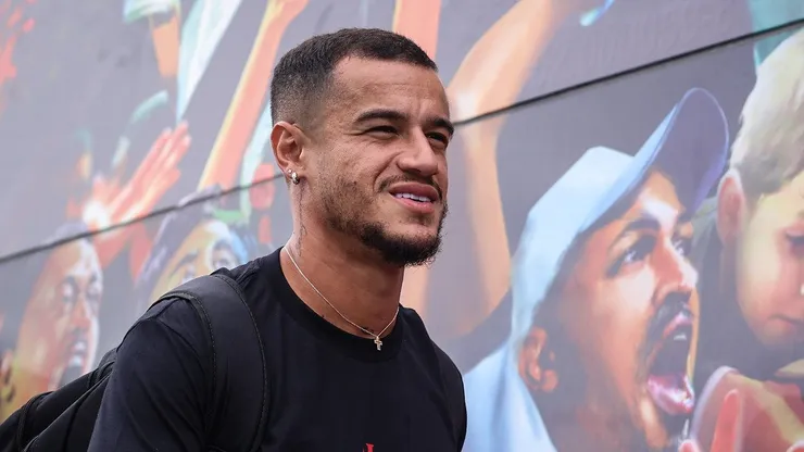 Coutinho deve retornar entre os titulares diante do Flamengo