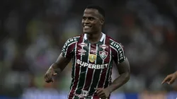 RJ - RIO DE JANEIRO - 01/11/2024 - BRASILEIRO A 2024, FLUMINENSE X GREMIO - Jhon Arias jogador do Fluminense comemora seu gol durante partida contra o Gremio no estadio Maracana pelo campeonato Brasileiro A 2024. Foto: Jorge Rodrigues/AGIF