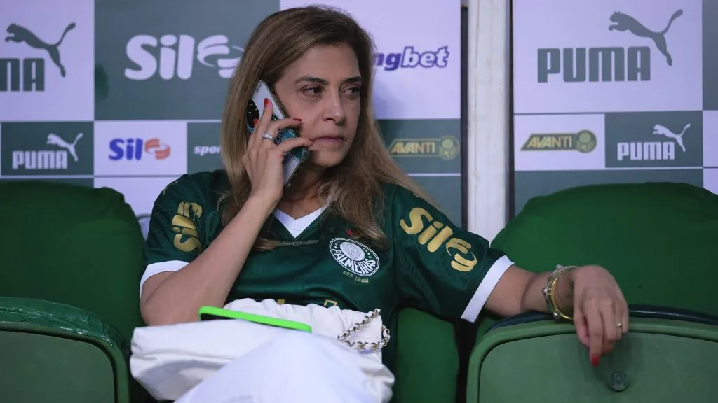 Leila Pereira centra todas suas forças para assinar com Vitor Roque – Foto: Ettore Chiereguini/AGIF