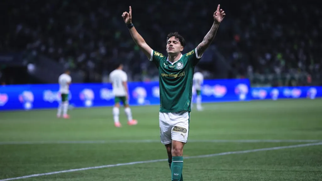 Maurício jogador do Palmeiras comemora seu gol durante partida contra o Portuguesa no estádio Arena Allianz Parque pelo campeonato Paulista 2025. Foto: Ettore Chiereguini/AGIF