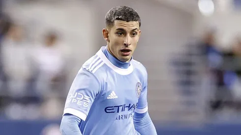 Botafogo acertou a contratação do atacante