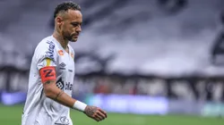 Neymar Jr. jogador do Santos durante partida contra o Corinthians no estadio Arena Corinthians pelo campeonato Paulista 2025. Foto: Marcello Zambrana/AGIF