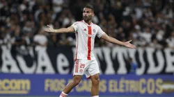 Thiago Maia em jogo do Internacional, em 2024. Photo by Miguel Schincariol/Miguel Schincariol