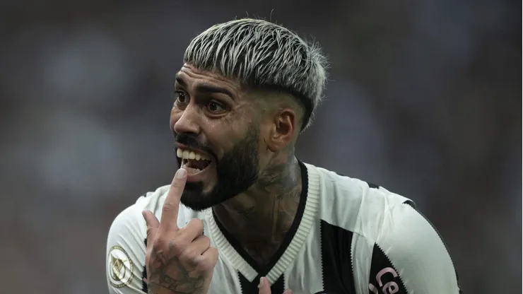 Barboza, zagueiro do Botafogo foi expulso contra o Flamengo