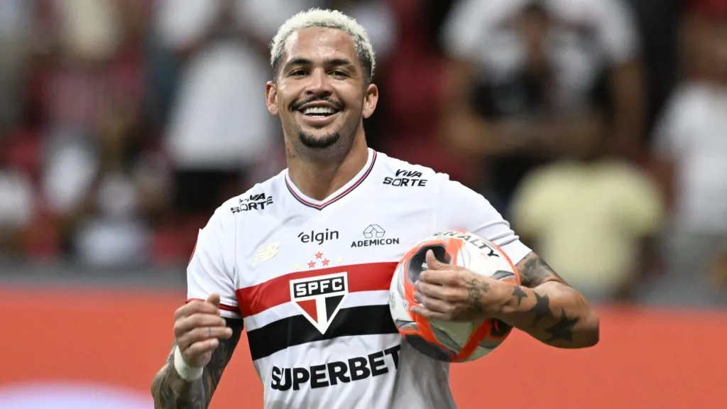 Luciano jogador do São Paulo