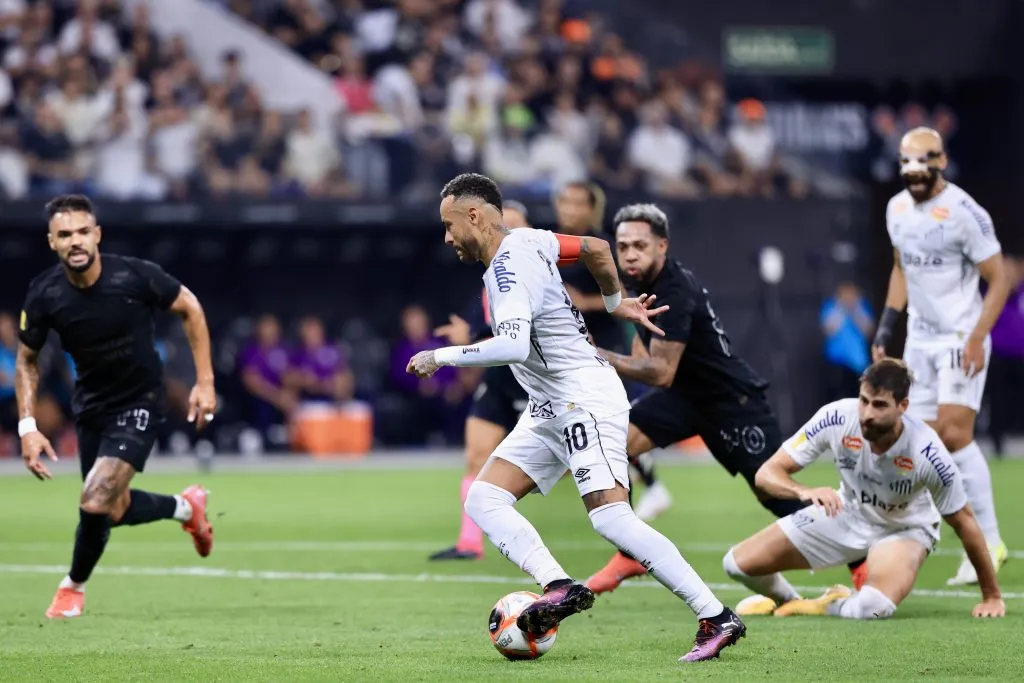 Santos perdeu para o Corinthians na última rodada do Paulistão. Foto: Marcello Zambrana/AGIF