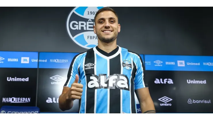 Camilo Reijers é apresentado pelo Grêmio. Foto: Lucas Uebel / Grêmio
