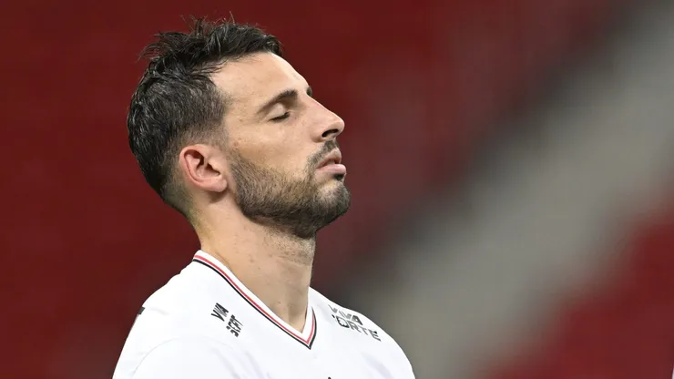 Jonathan Calleri, em São Paulo x Velo Clube, no Mané Garrincha, em Brasília, pelo Paulistão 2025. Foto: Mateus Bonomi / AGIF