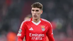 Rollheiser em partida pelo Benfica (Foto: Divulgação)