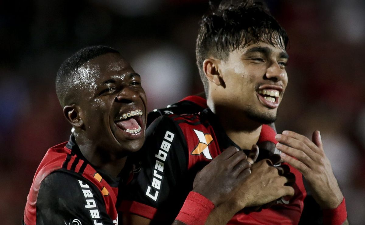 Vinícius Júnior faz declaração impactante sobre Paquetá no Flamengo: “Todo dia eu pergunto”