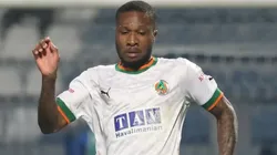 Loide Augusto já aceitou chegar ao Vasco, mas negociações com time turco seguem.