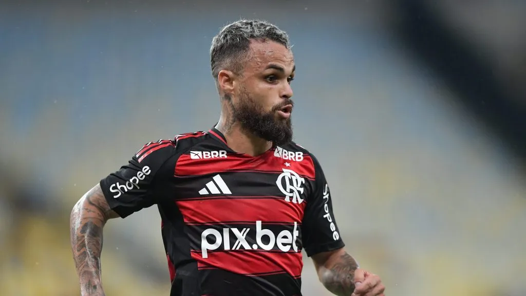 Michael deve ser um dos atacantes do Flamengo no clássico. Foto: Thiago Ribeiro/AGIF
