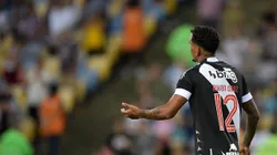 Rwan Cruz jogador do Vasco durante partida contra o Fluminense no estádio Maracanã pelo campeonato BRASILEIRO A 2023. Foto: Thiago Ribeiro/AGIF