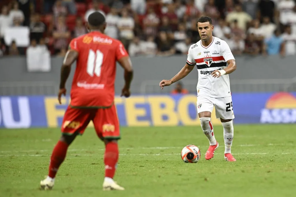 São Paulo empatou com o Velo Clube na última rodada do Paulistão. Foto: Mateus Bonomi/AGIF