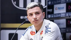 Barreal foi apresentado no Santos. Foto: Raul Baretta/Santos FC