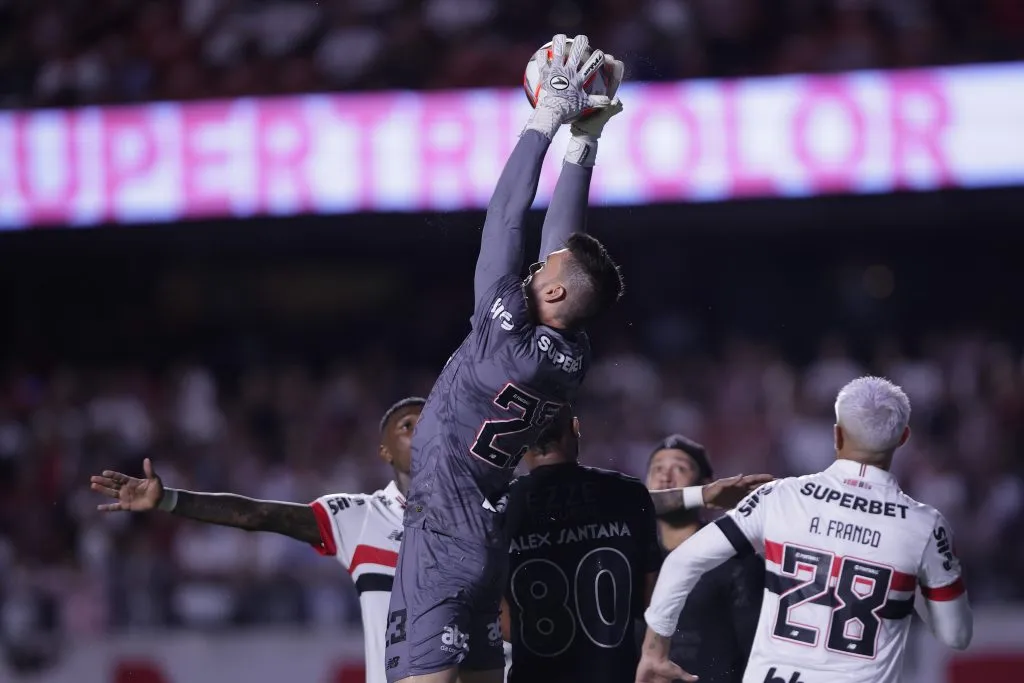 .SP – SAO PAULO – 26/01/2025 – PAULISTA 2025, SAO PAULO X CORINTHIANS – Rafael goleiro do Sao Paulo durante partida contra o Corinthians no estadio Morumbi pelo campeonato Paulista 2025. Foto: Ettore Chiereguini/AGIF