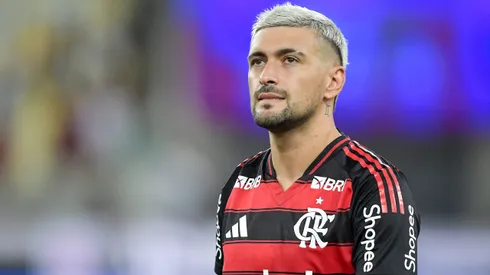 Meio-campista antes do clássico