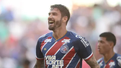 Everaldo em partida do Campeonato Baiano 2025/Foto: Jhony Pinho/AGIF