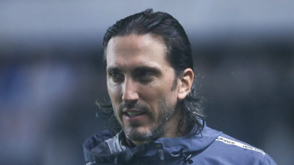 Foto: Reinaldo Campos/AGIF – Luis Zubeldía é mais barato em comparação ao técnico ex-Flamengo.