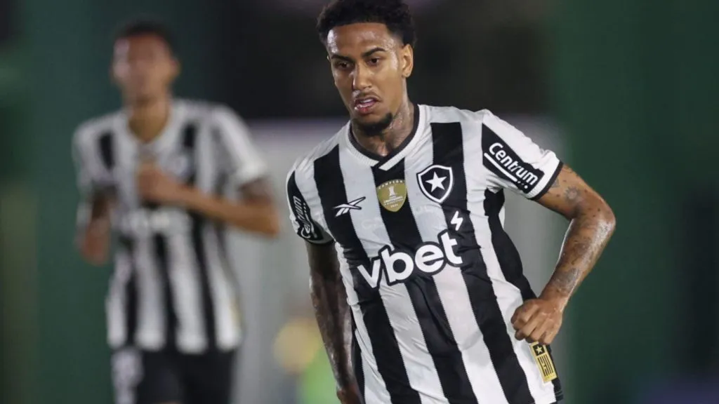 Rwan Cruz estreia no Botafogo - Vitor Silva / Botafogo