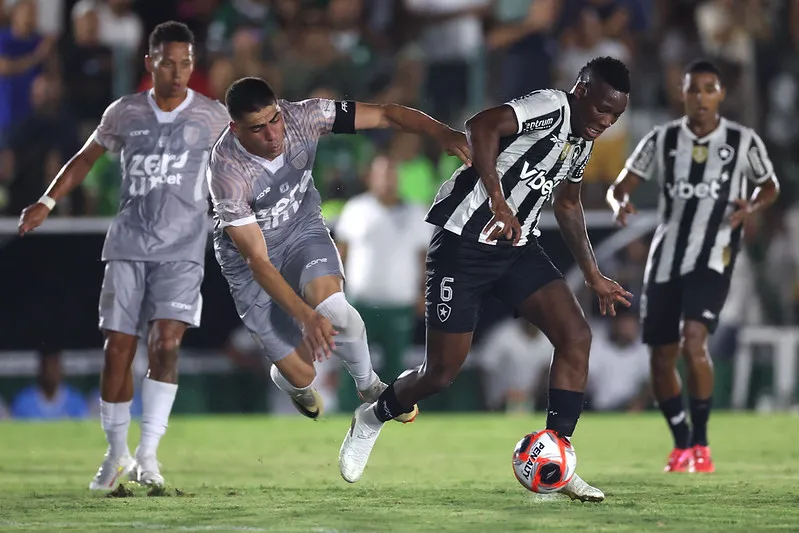 Botafogo empatou com o Boavista pelo Campeonato Carioca. Foto: Vitor Silva/Botafogo