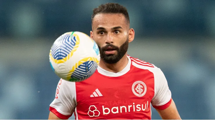 Thiago Maia quase foi negociado com o Santos nesta janela