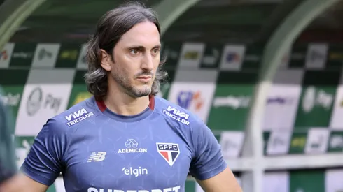 Zubeldía explicou a opção de começar com Lucas e Oscar no banco. Foto: Marcello Zambrana/AGIF